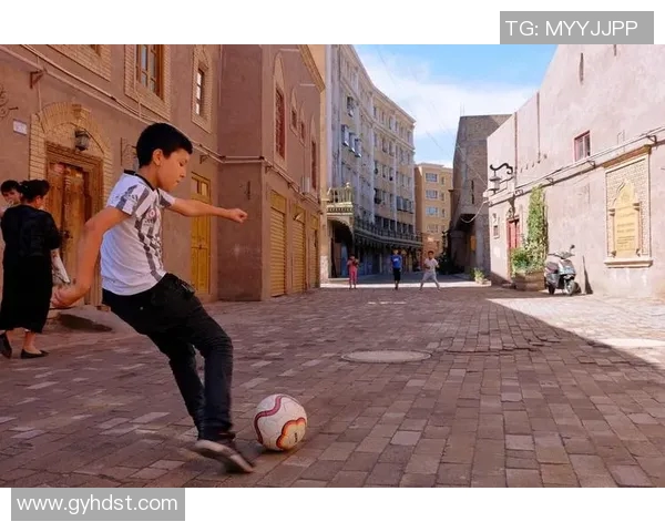 足球天才Emo:从街头少年到绿茵场传奇的成长之路 足球天才Emo:从街头少年到绿茵场传奇的成长之路